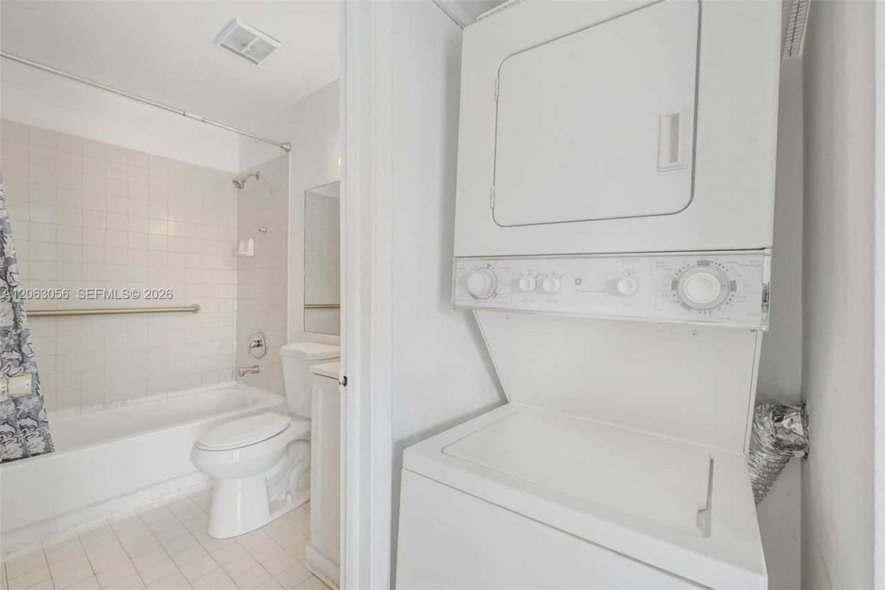 2170 W 60th St, Unit 16208, Hialeah, FL 33016 Photo