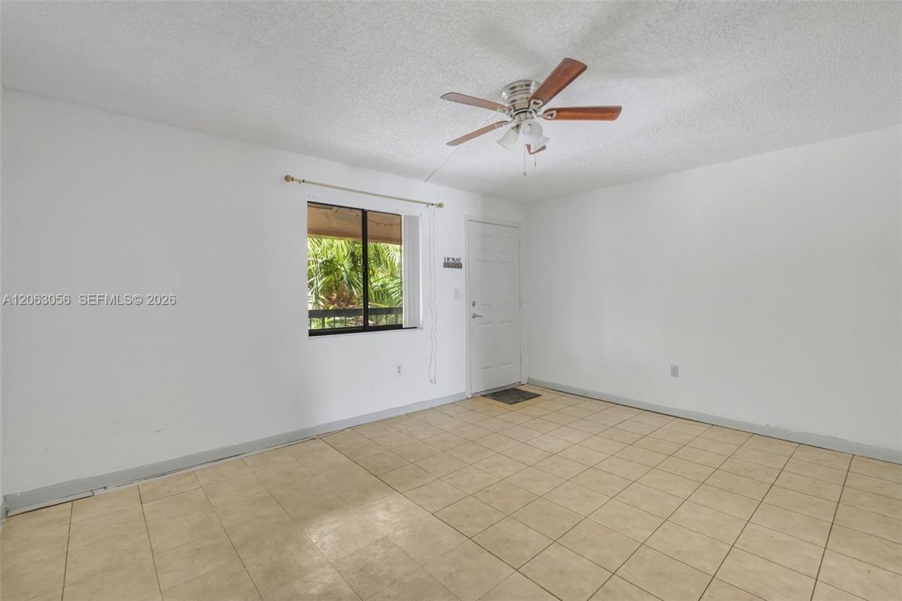 2170 W 60th St, Unit 16208, Hialeah, FL 33016 Photo