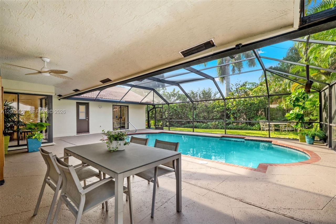 8308 NW 74th St , Tamarac, FL 33321 Photo