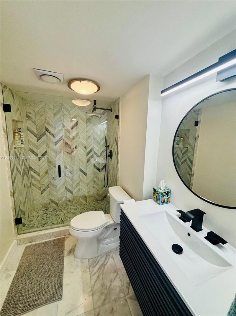 720 Bayshore Dr, Unit 604, Fort Lauderdale, FL 33304 Photo