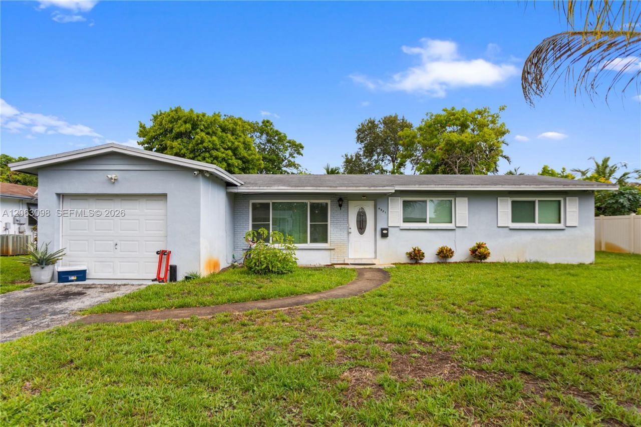 4857 NW 8th Ct, Plantation, FL 33317 Photo