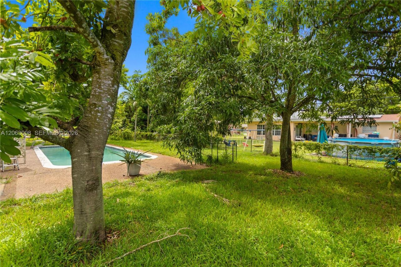 4857 NW 8th Ct, Plantation, FL 33317 Photo