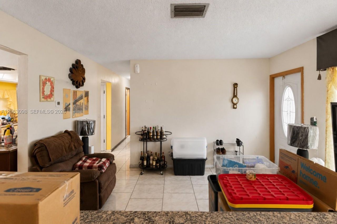4857 NW 8th Ct, Plantation, FL 33317 Photo