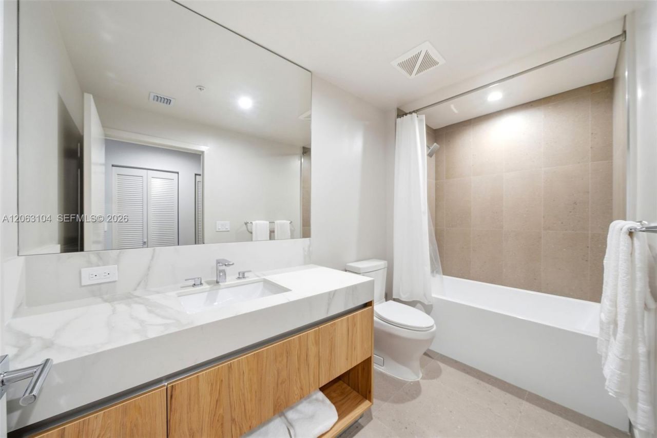 11 NE 6 Street, Unit 709, Miami, FL 33132 Photo