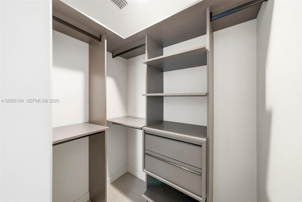 11 NE 6 Street, Unit 709, Miami, FL 33132 Photo
