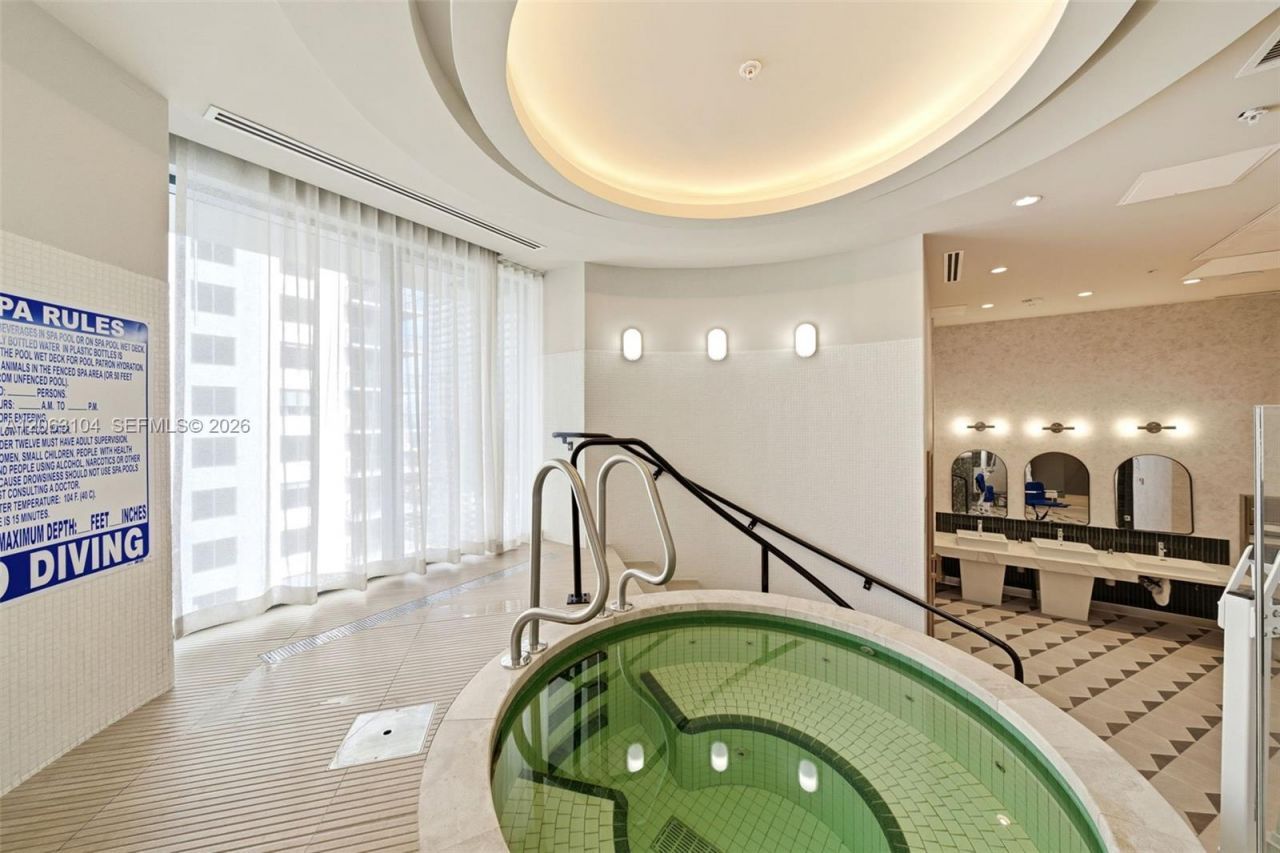 11 NE 6 Street, Unit 709, Miami, FL 33132 Photo