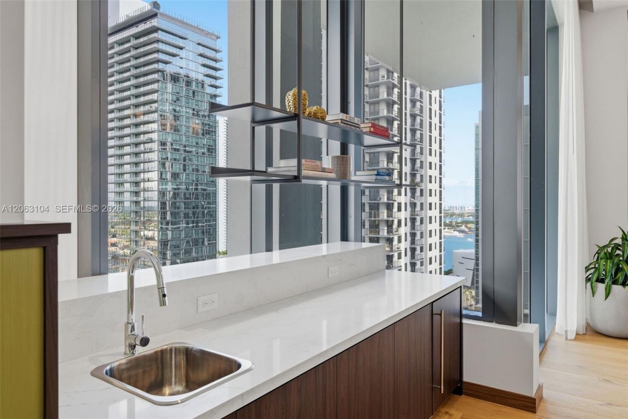 11 NE 6 Street, Unit 709, Miami, FL 33132 Photo