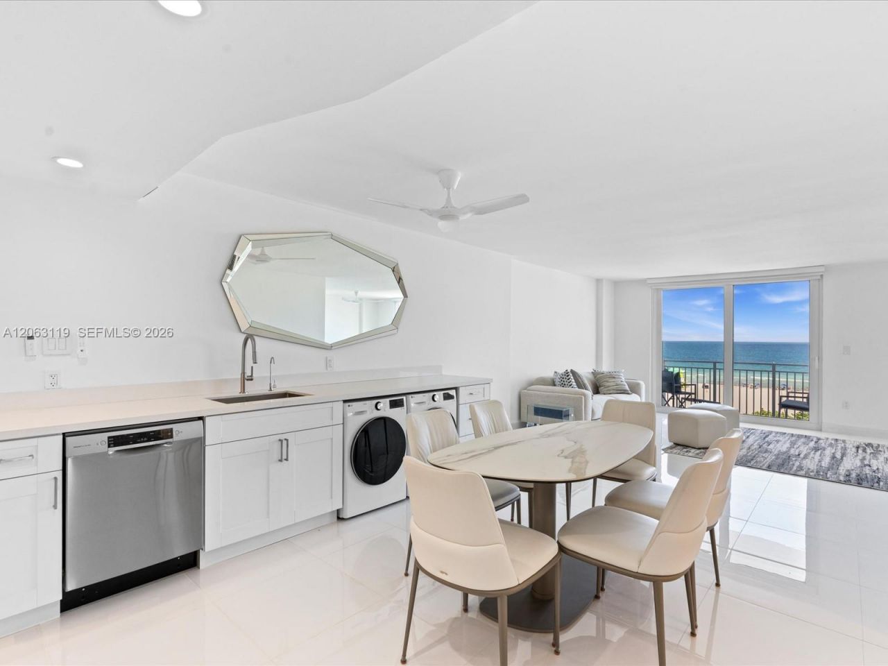 345 Ocean Dr, Unit 515, Miami Beach, FL 33139 Photo
