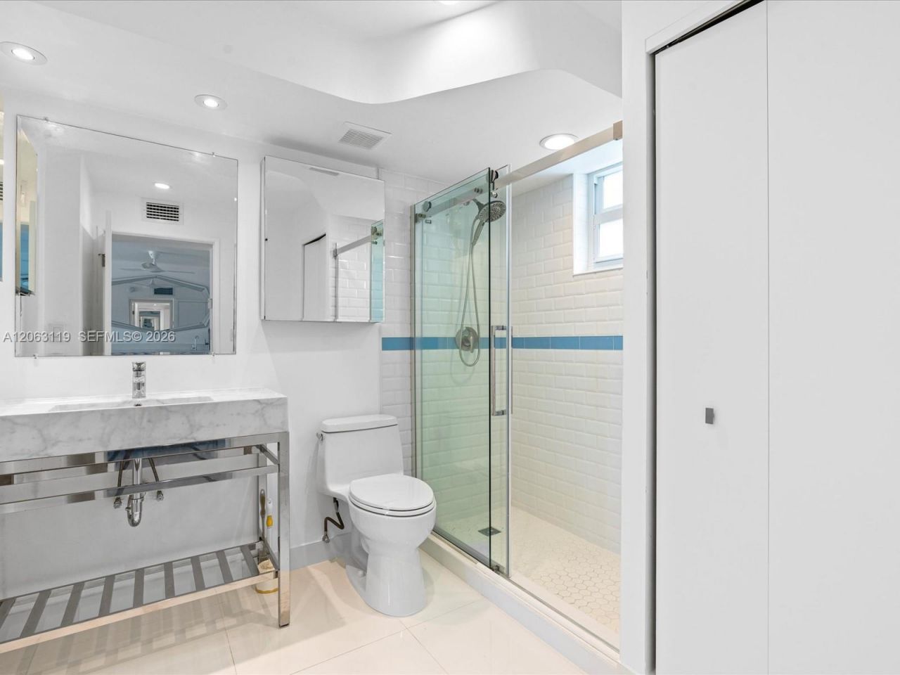 345 Ocean Dr, Unit 515, Miami Beach, FL 33139 Photo