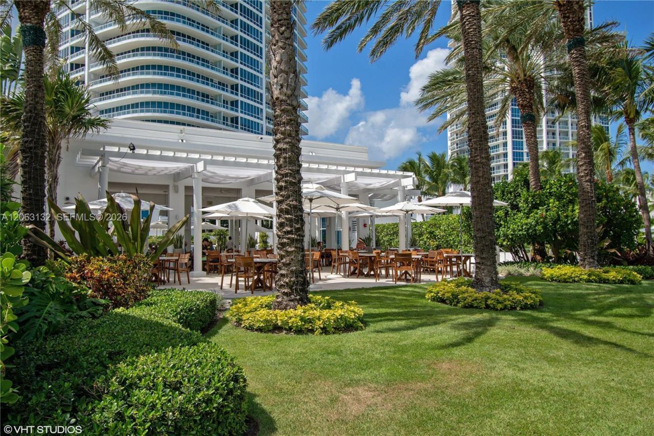 100 S Pointe Dr, Unit 3906, Miami Beach, FL 33139 Photo