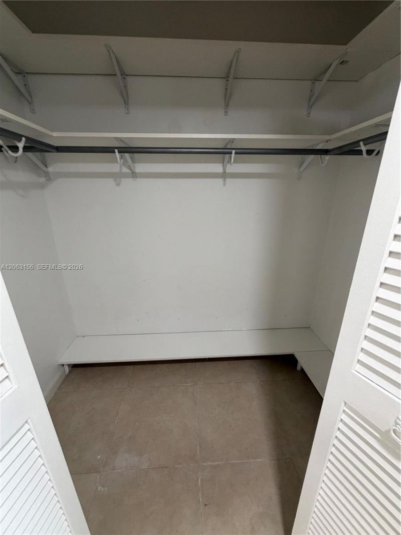 873 NE 195th St, Unit 107, Miami, FL 33179 Photo