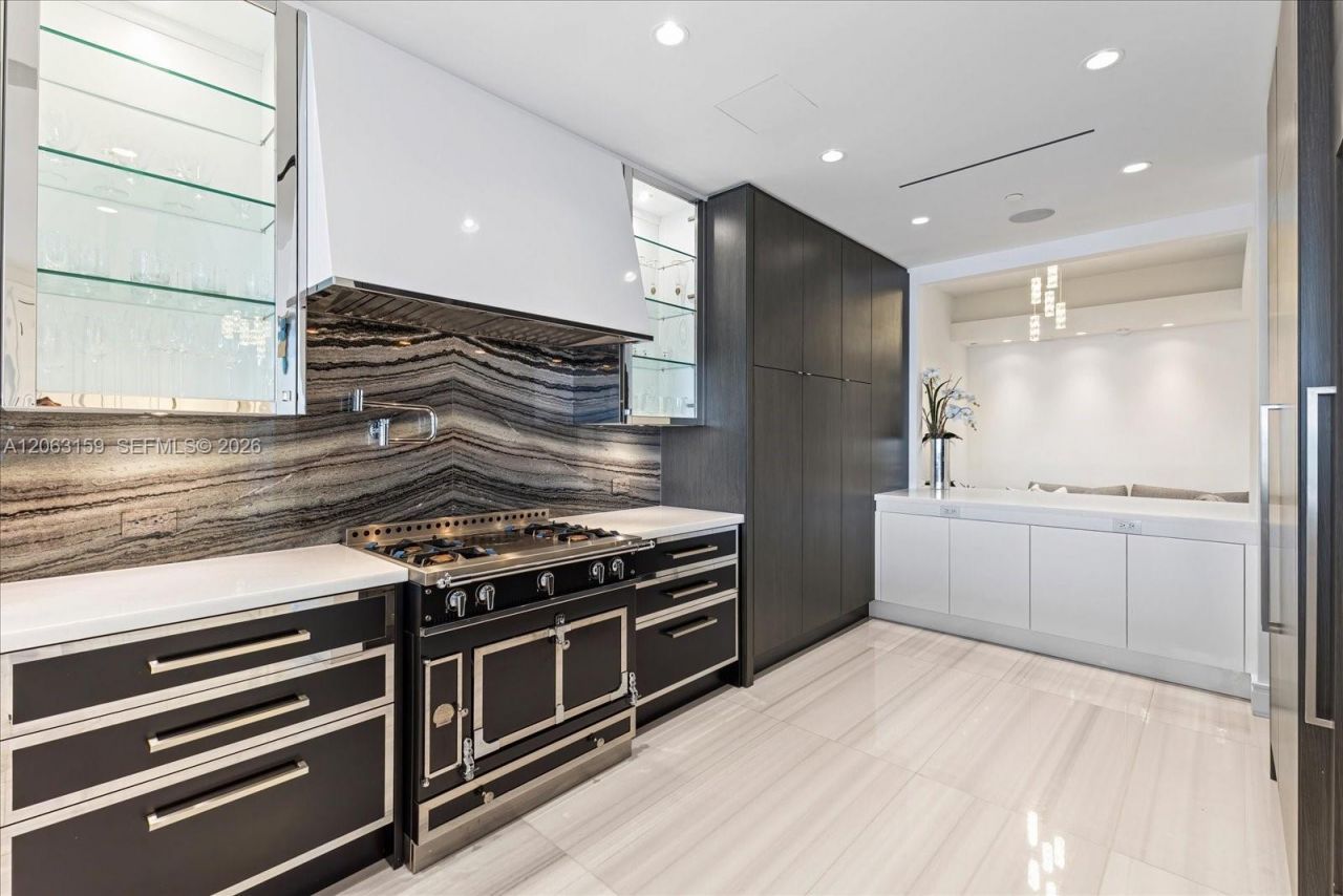 17901 Collins Ave, Unit 2802, Sunny Isles Beach, FL 33160 Photo