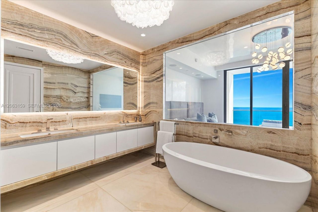 17901 Collins Ave, Unit 2802, Sunny Isles Beach, FL 33160 Photo