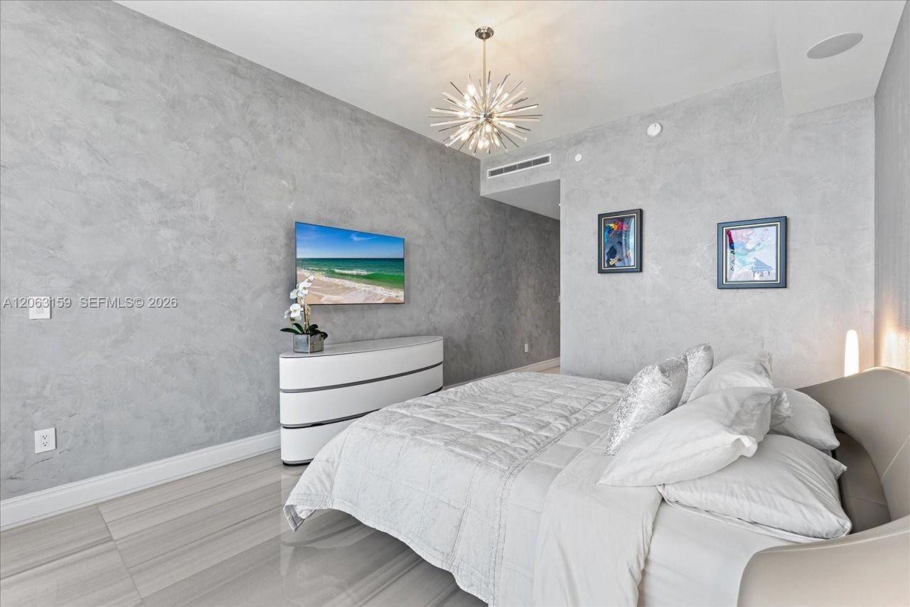 17901 Collins Ave, Unit 2802, Sunny Isles Beach, FL 33160 Photo