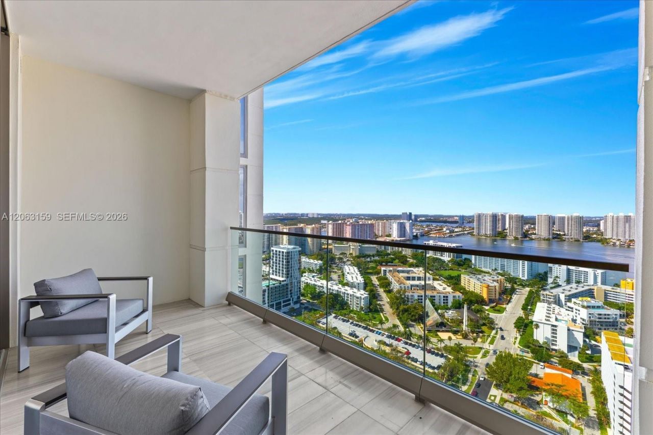 17901 Collins Ave, Unit 2802, Sunny Isles Beach, FL 33160 Photo