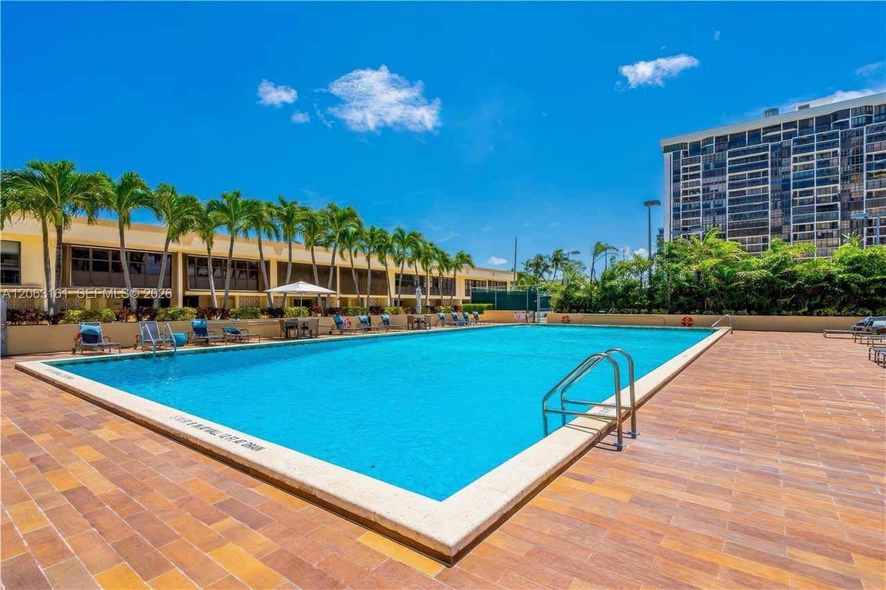 1901 Brickell Ave, Unit B512, Miami, FL 33129 Photo