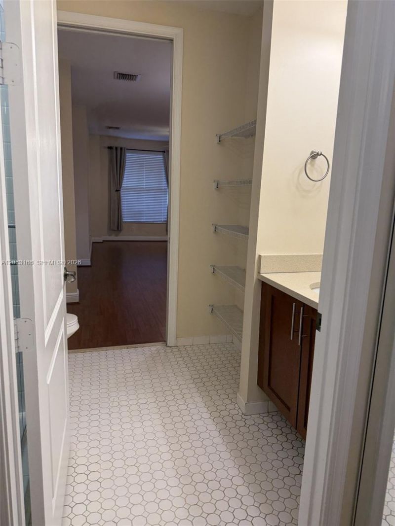 1333 SW 4th Ct, Unit 1333, Fort Lauderdale, FL 33312 Photo