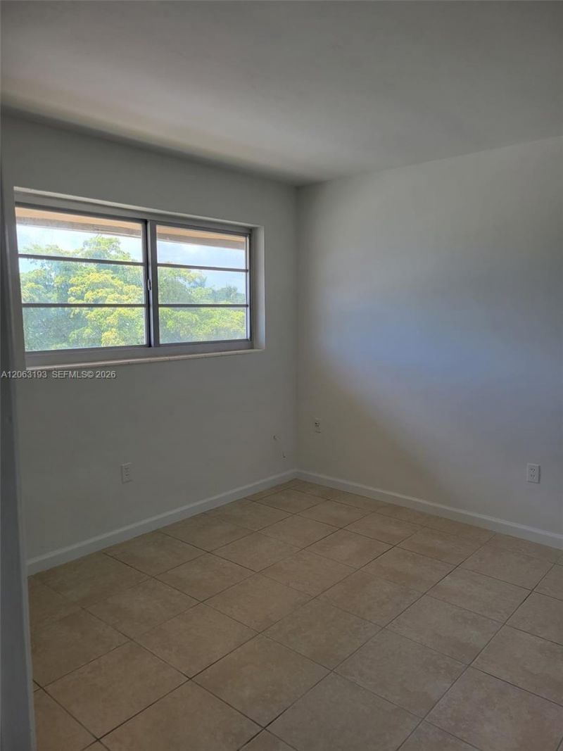 3881 W Flagler St, Unit 305, Miami, FL 33134 Photo