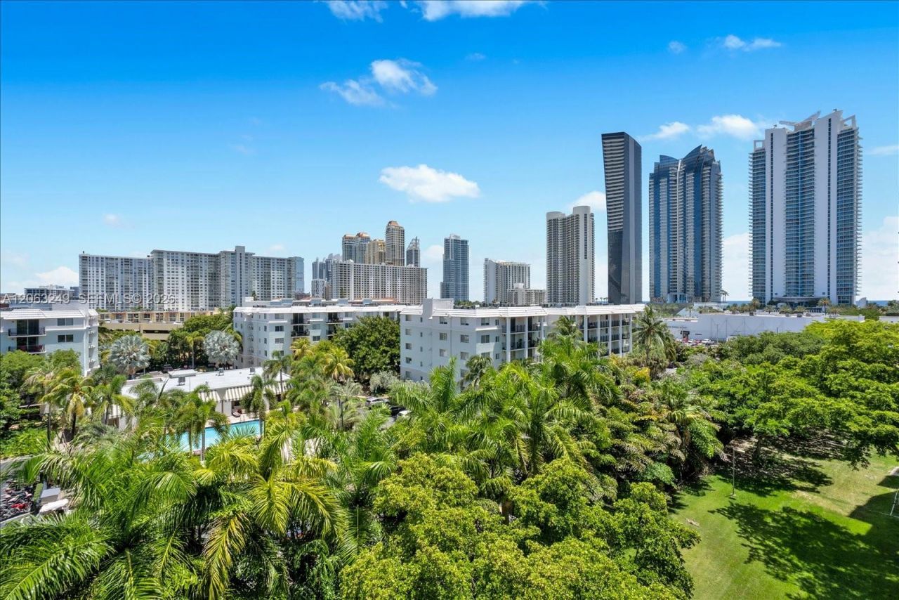 17021 N Bay Rd, Unit 705, Sunny Isles Beach, FL 33160 Photo