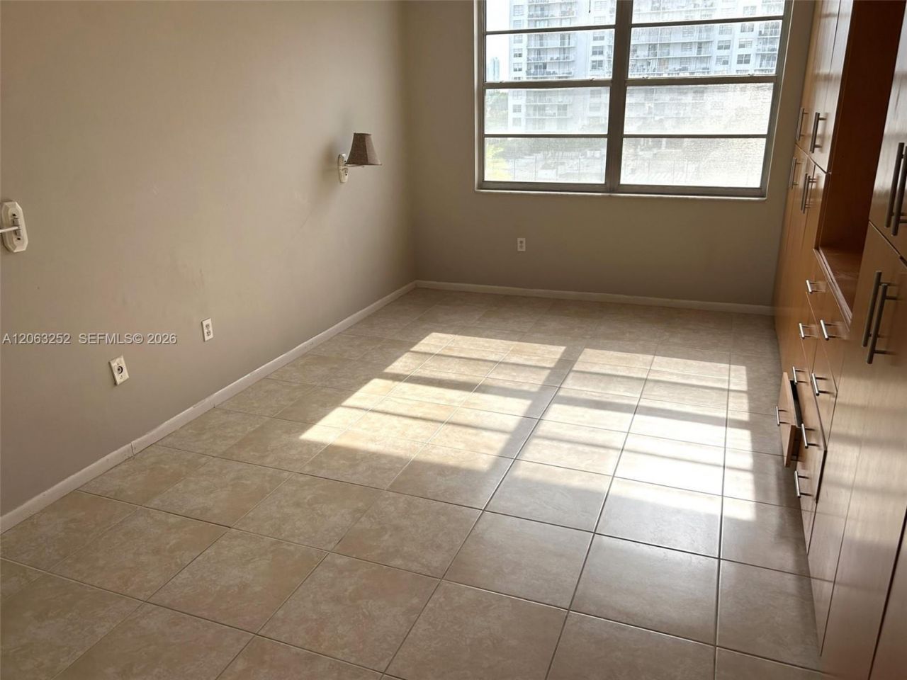 2801 NE 183rd St , Unit 508W, Aventura, FL 33160 Photo