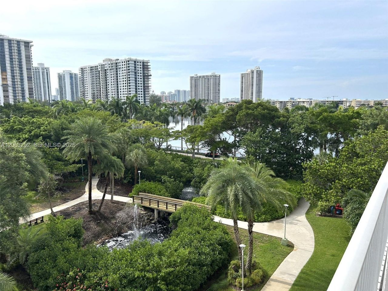 2801 NE 183rd St , Unit 508W, Aventura, FL 33160 Photo