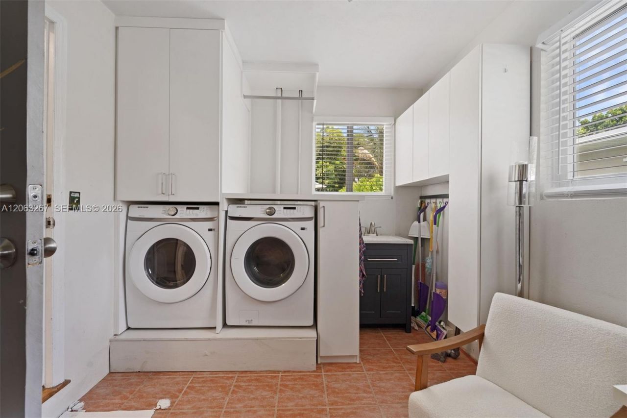 1433 NE 17th Way, Fort Lauderdale, FL 33304 Photo