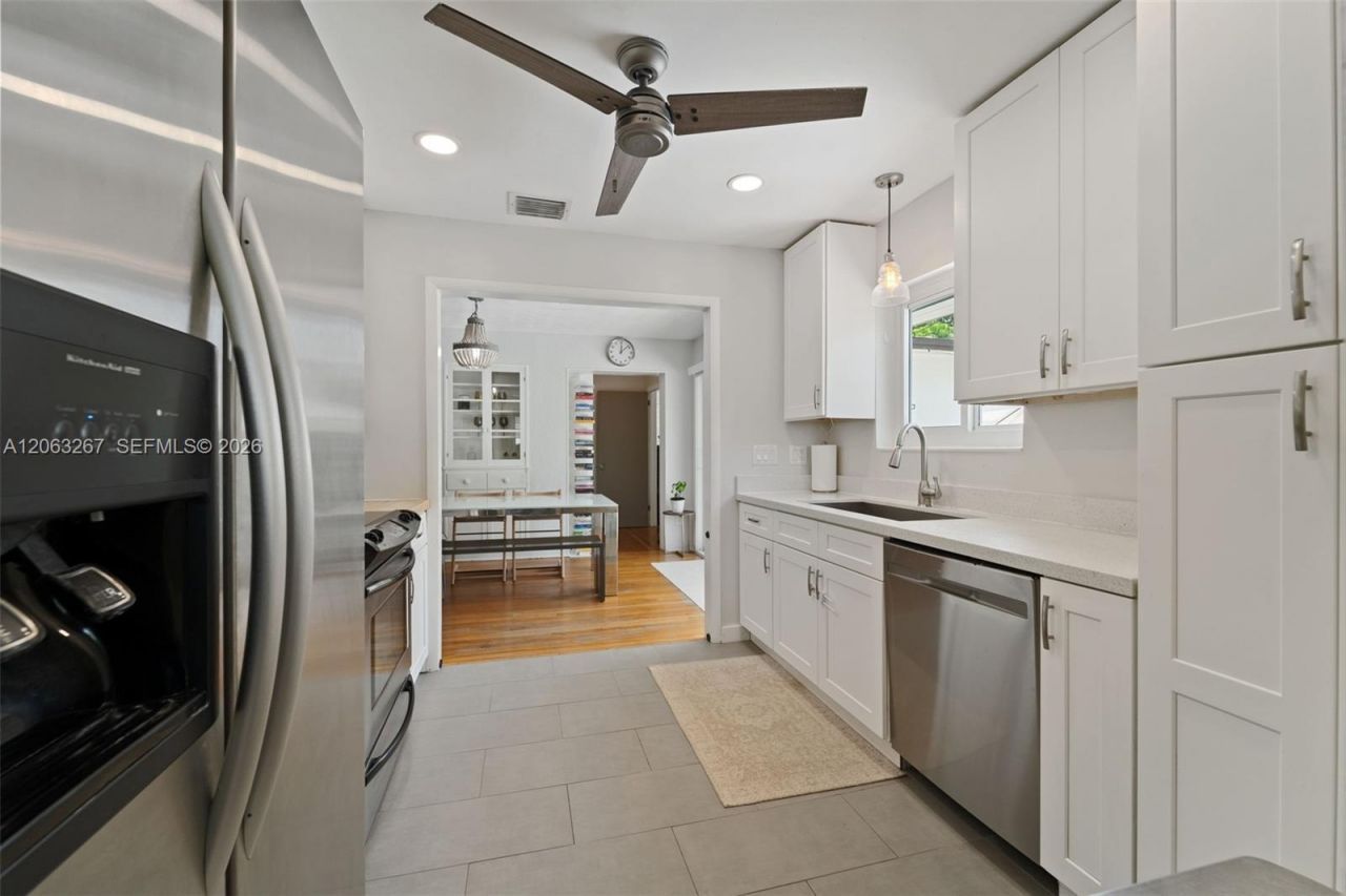 1433 NE 17th Way, Fort Lauderdale, FL 33304 Photo