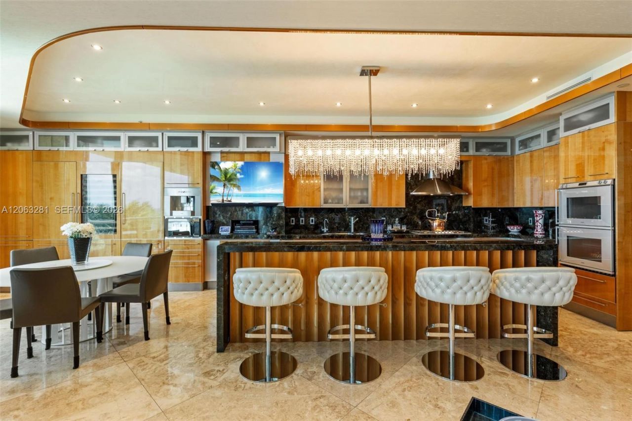 16047 Collins Ave, Unit 603, Sunny Isles Beach, FL 33160 Photo
