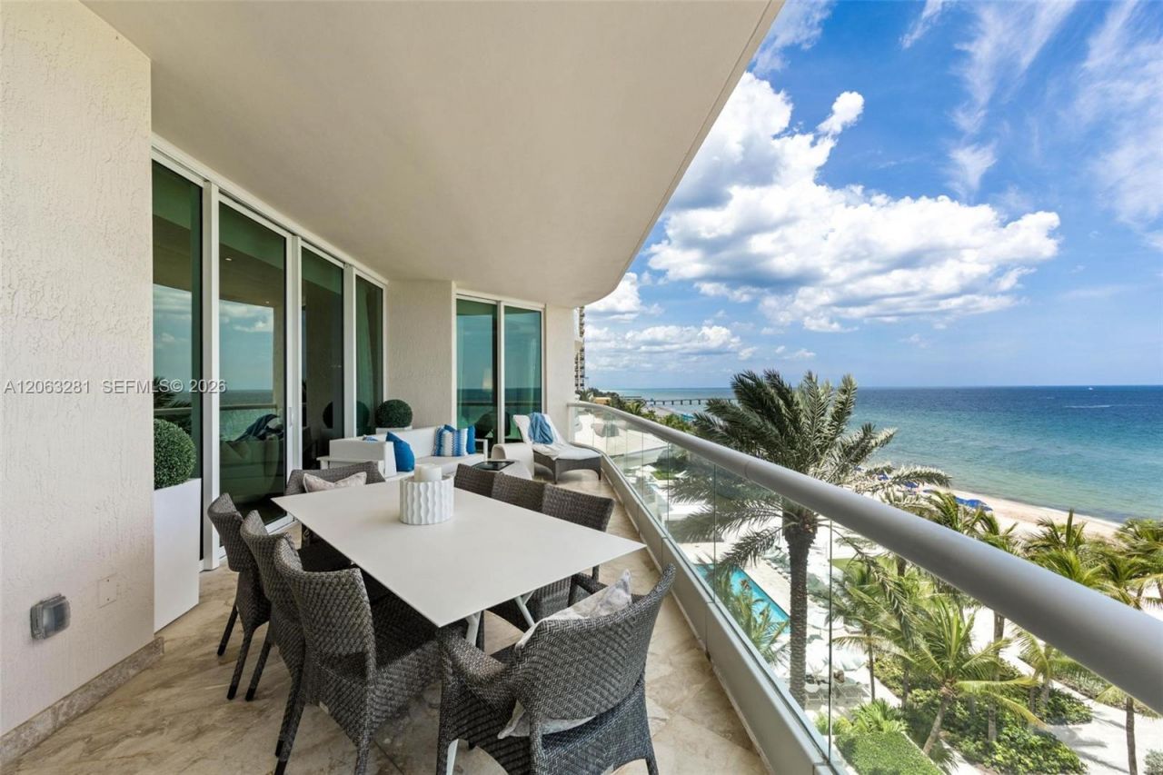 16047 Collins Ave, Unit 603, Sunny Isles Beach, FL 33160 Photo