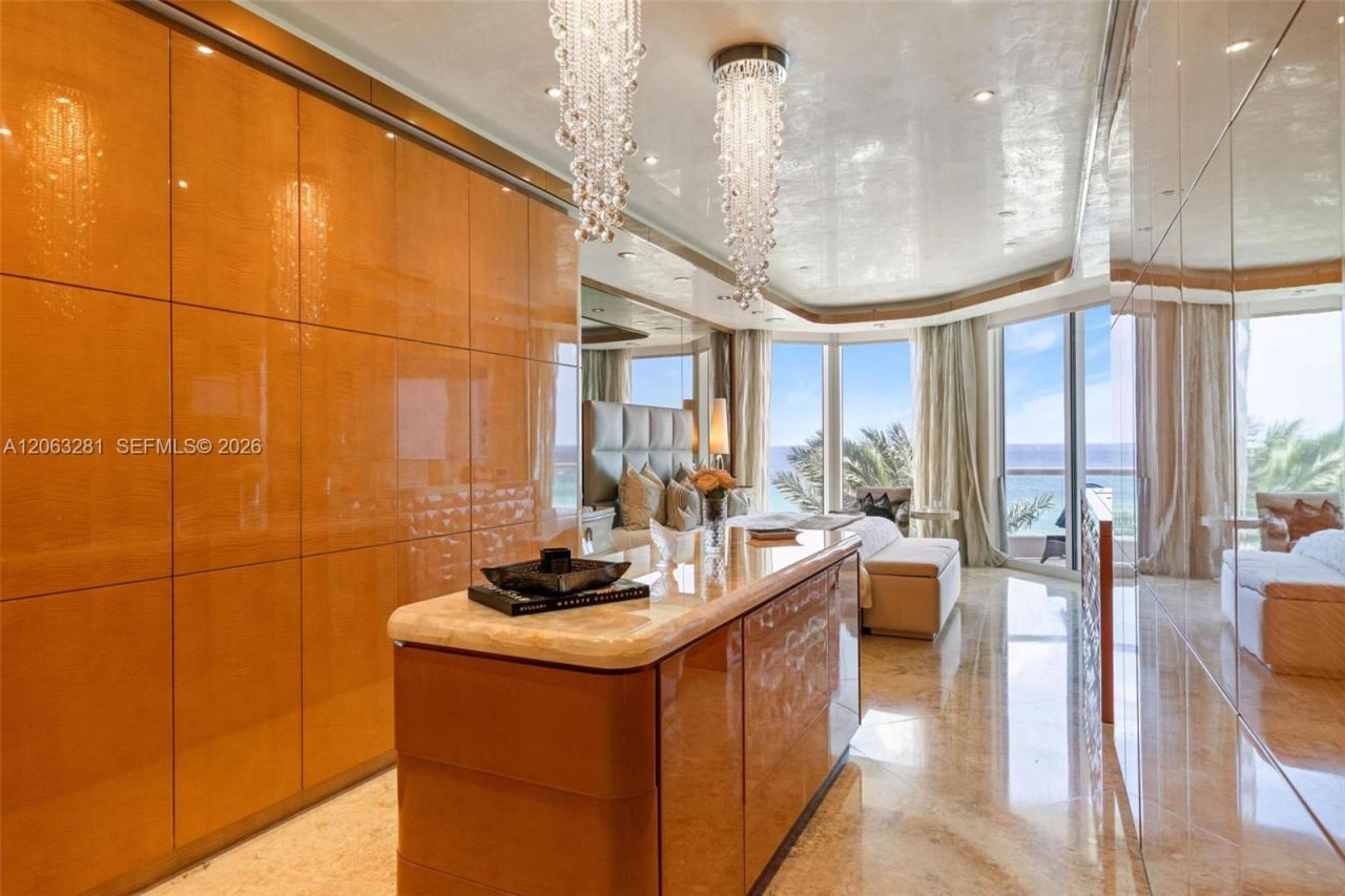 16047 Collins Ave, Unit 603, Sunny Isles Beach, FL 33160 Photo