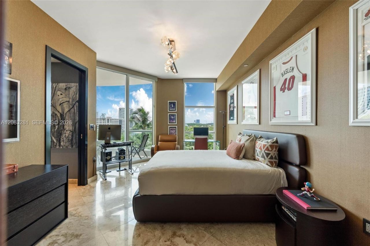 16047 Collins Ave, Unit 603, Sunny Isles Beach, FL 33160 Photo
