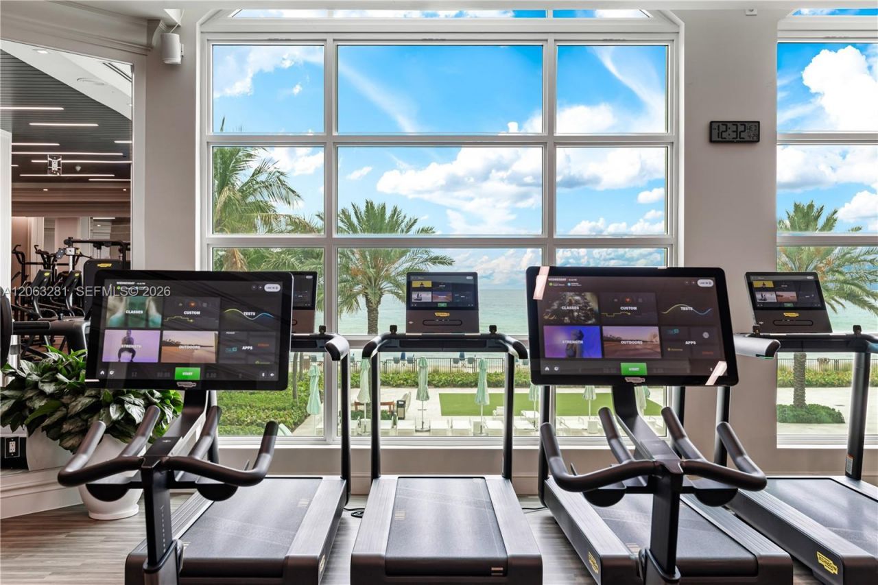 16047 Collins Ave, Unit 603, Sunny Isles Beach, FL 33160 Photo