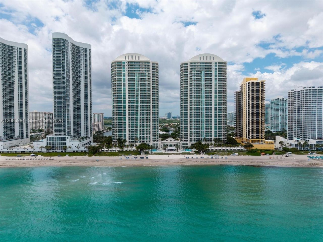 16047 Collins Ave, Unit 603, Sunny Isles Beach, FL 33160 Photo