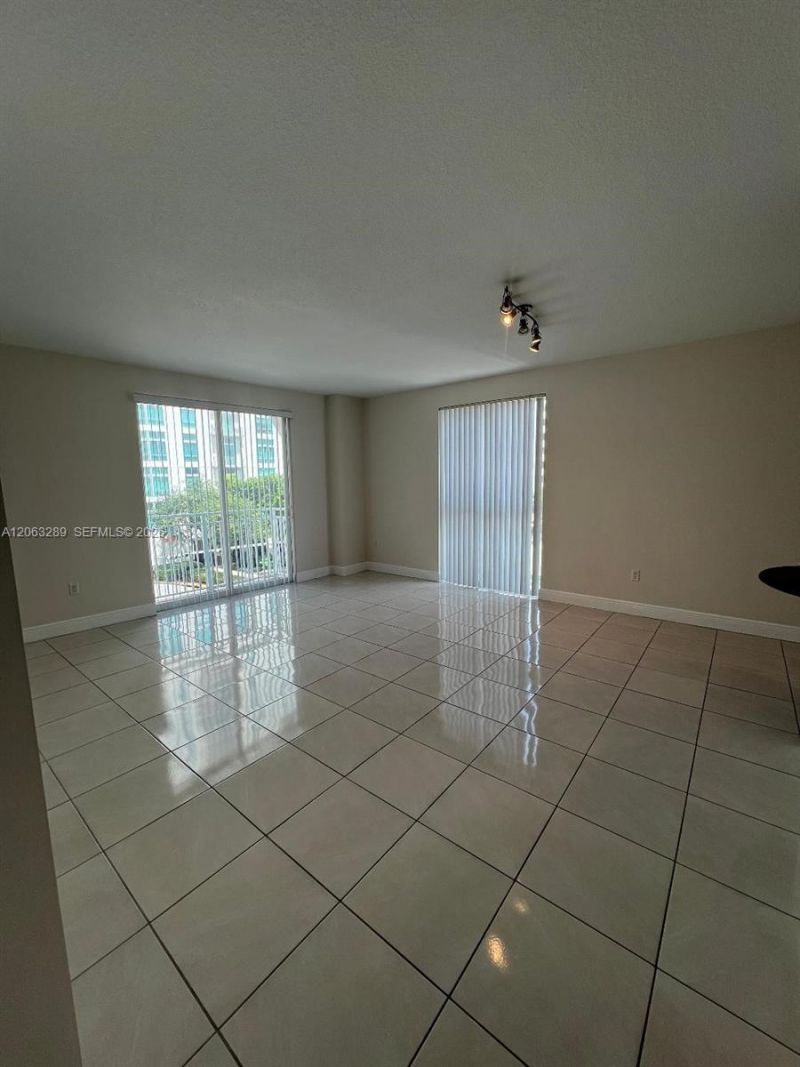 7275 SW 90th Way, Unit 312, Miami, FL 33156 Photo