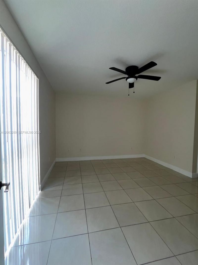 7275 SW 90th Way, Unit 312, Miami, FL 33156 Photo