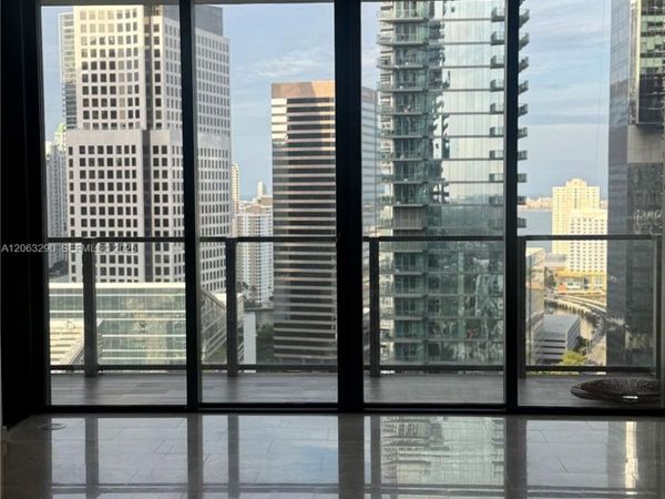 88 SW 7th St , Unit 2403, Miami, FL 33130