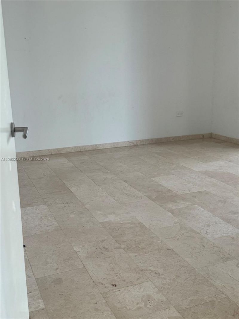 88 SW 7th St , Unit 2403, Miami, FL 33130 Photo