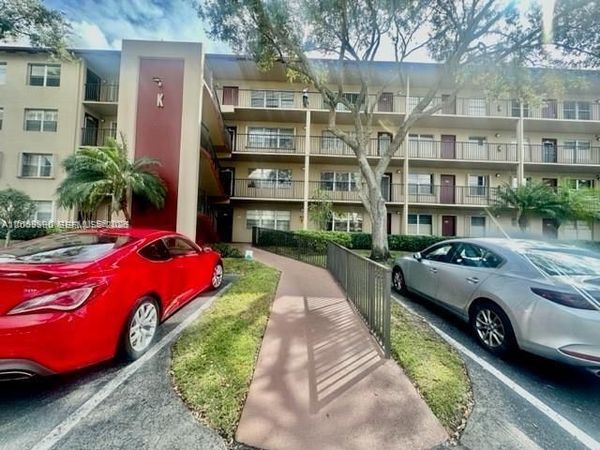 801 SW 133rd Ter, Unit 105K, Pembroke Pines, FL 33027
