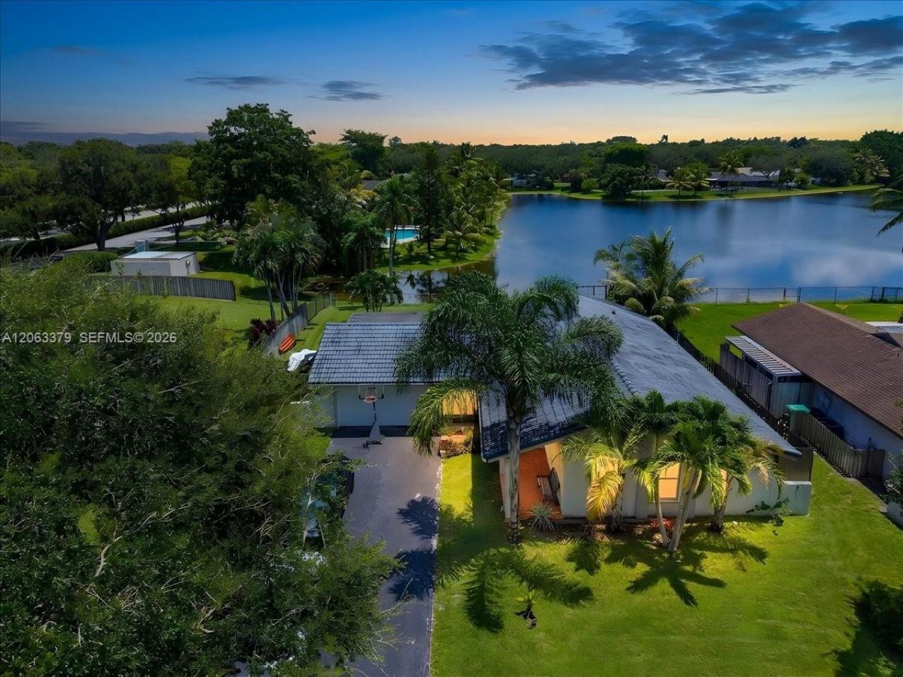 4201 W Sailboat Dr, Unit N/A, Cooper City, FL 33026 Photo