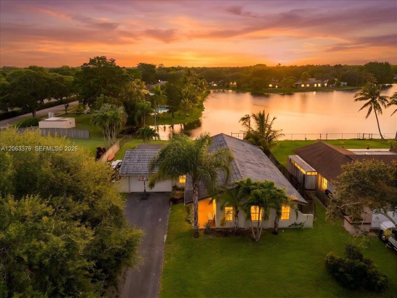 4201 W Sailboat Dr, Unit N/A, Cooper City, FL 33026 Photo