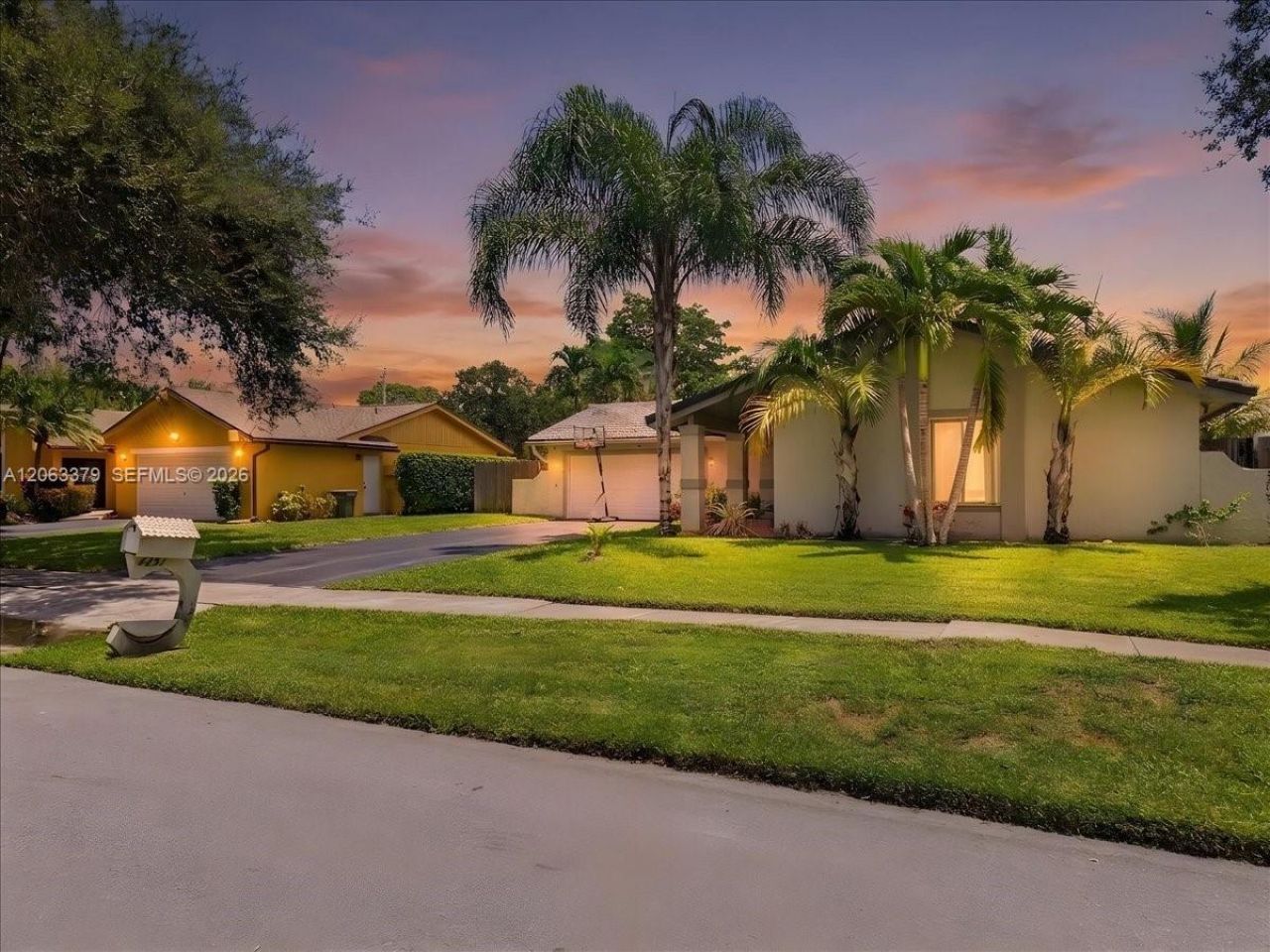 4201 W Sailboat Dr, Unit N/A, Cooper City, FL 33026 Photo