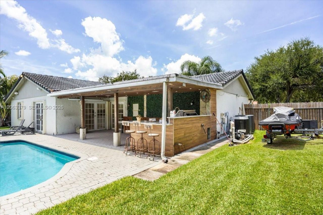 4201 W Sailboat Dr, Unit N/A, Cooper City, FL 33026 Photo