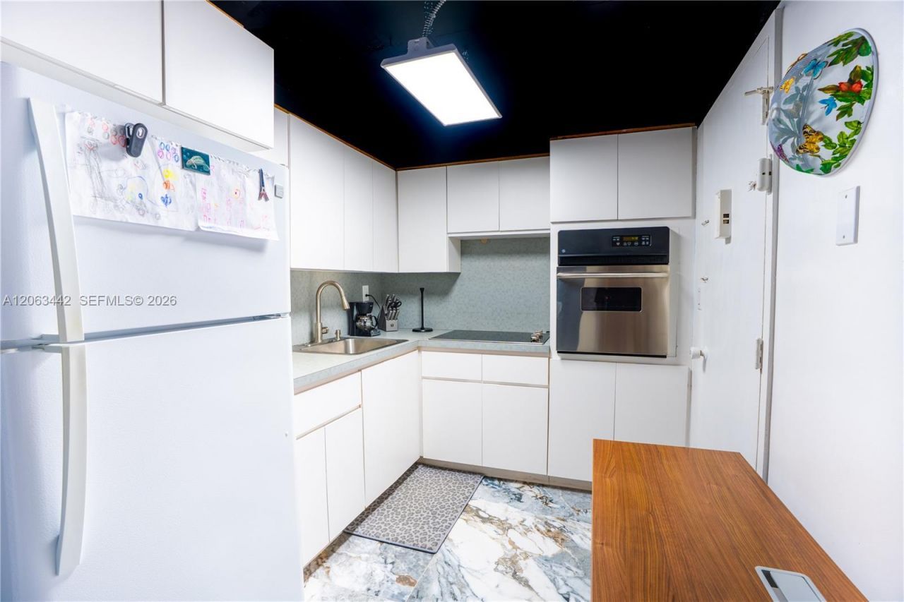 1865 79th St Cswy, Unit 11A, North Bay Village, FL 33141 Photo