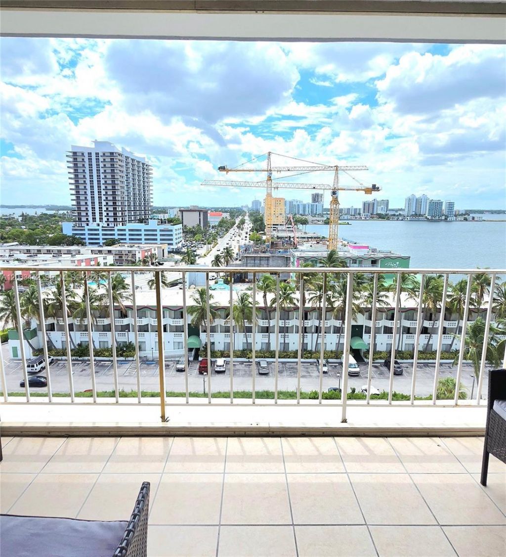1865 79th St Cswy, Unit 11A, North Bay Village, FL 33141 Photo