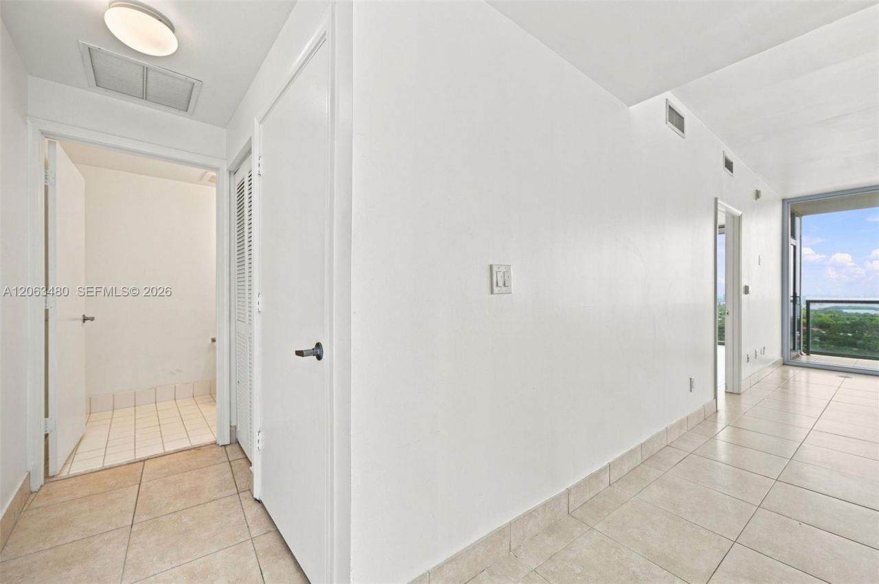 601 NE 36th St , Unit 2308, Miami, FL 33137 Photo