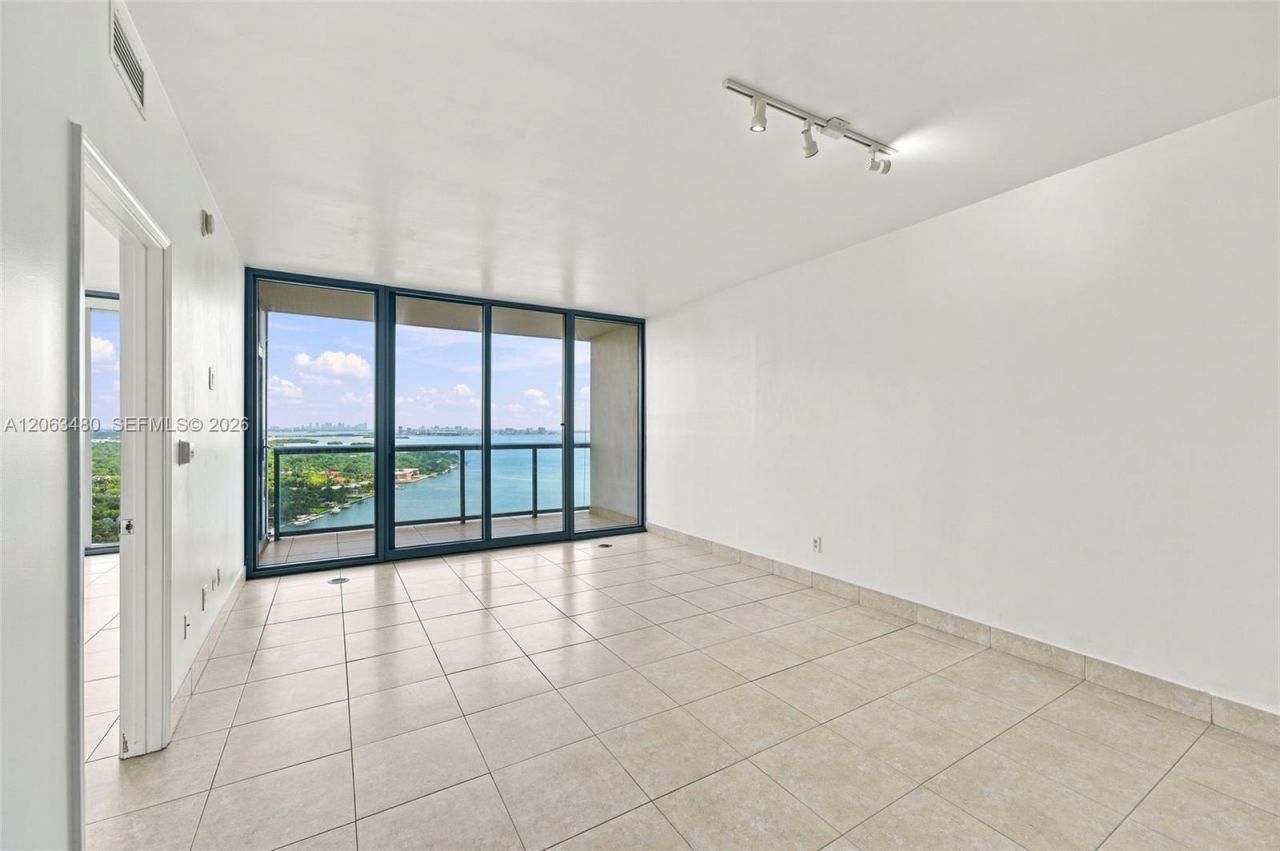 601 NE 36th St , Unit 2308, Miami, FL 33137 Photo
