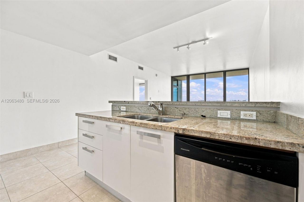 601 NE 36th St , Unit 2308, Miami, FL 33137 Photo