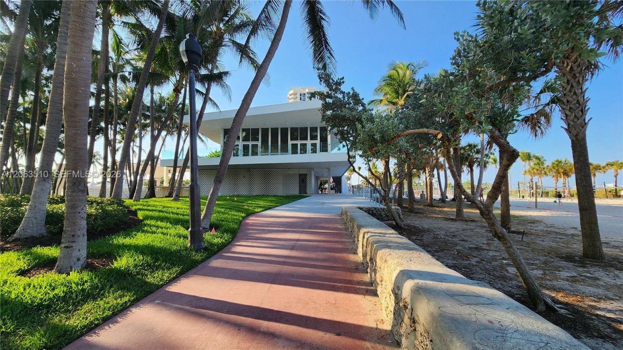 300 74th St, Unit 14, Miami Beach, FL 33141 Photo