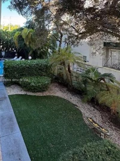 5839 SW 74th Ter, Unit 201, South Miami, FL 33143 Photo