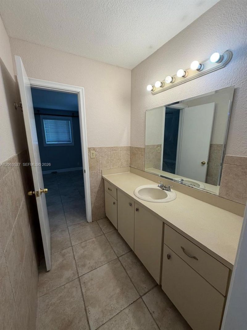 Please Call For Address, Miami, FL 33183 Photo